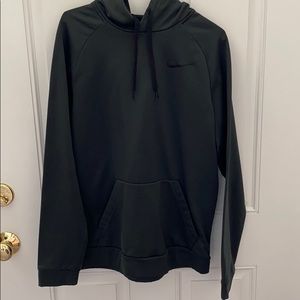 Men’s Nike Dri-fit sweatshirt